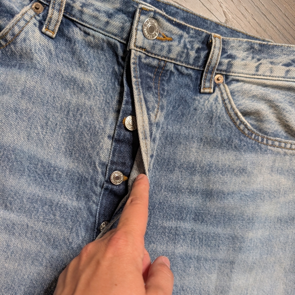 Re/Done High Rise Ripped Straight Leg Jeans Size 32 - Picture 3 of 10